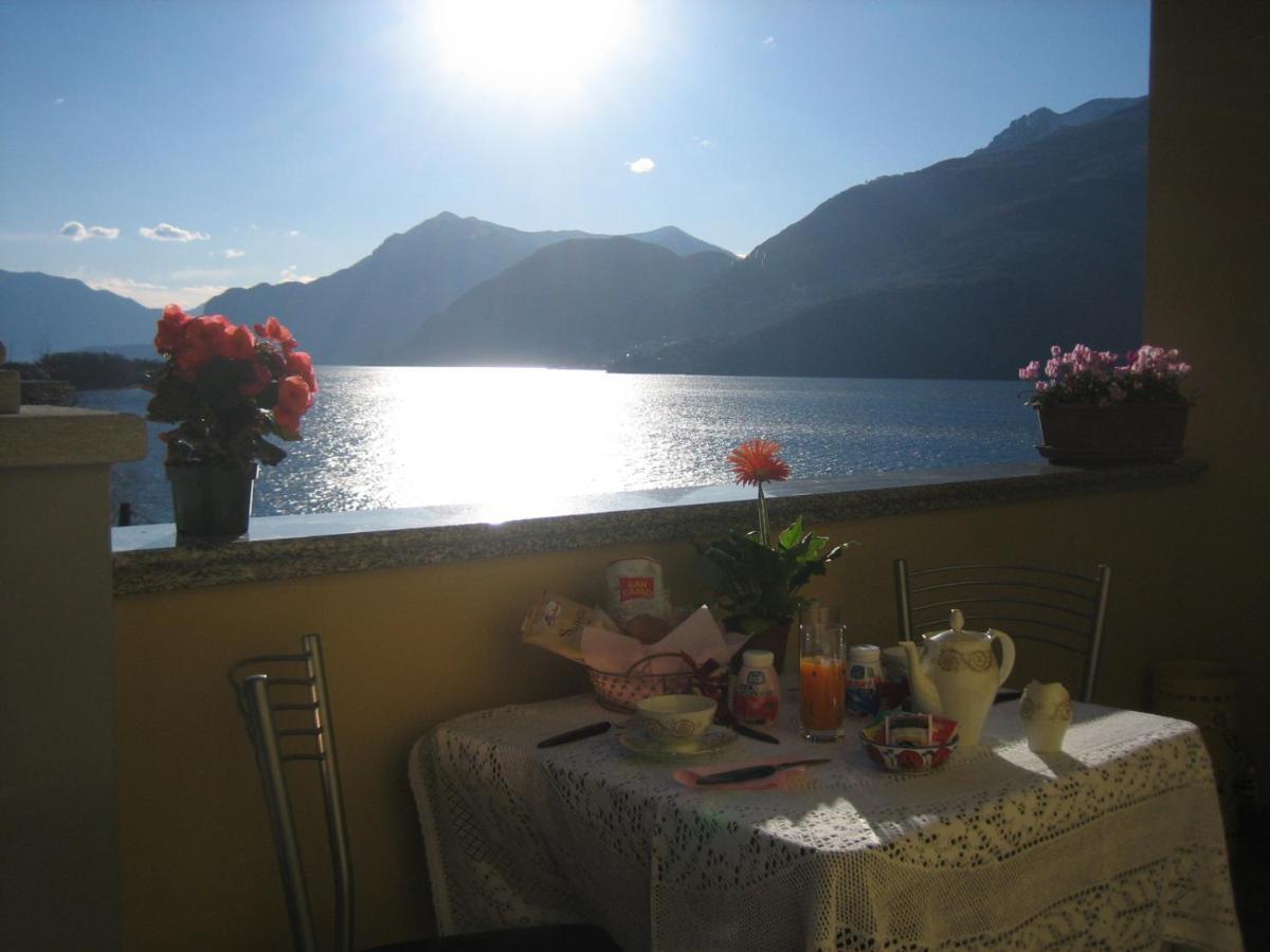 Lilli - Casa Sul Lago Dervio Bagian luar foto